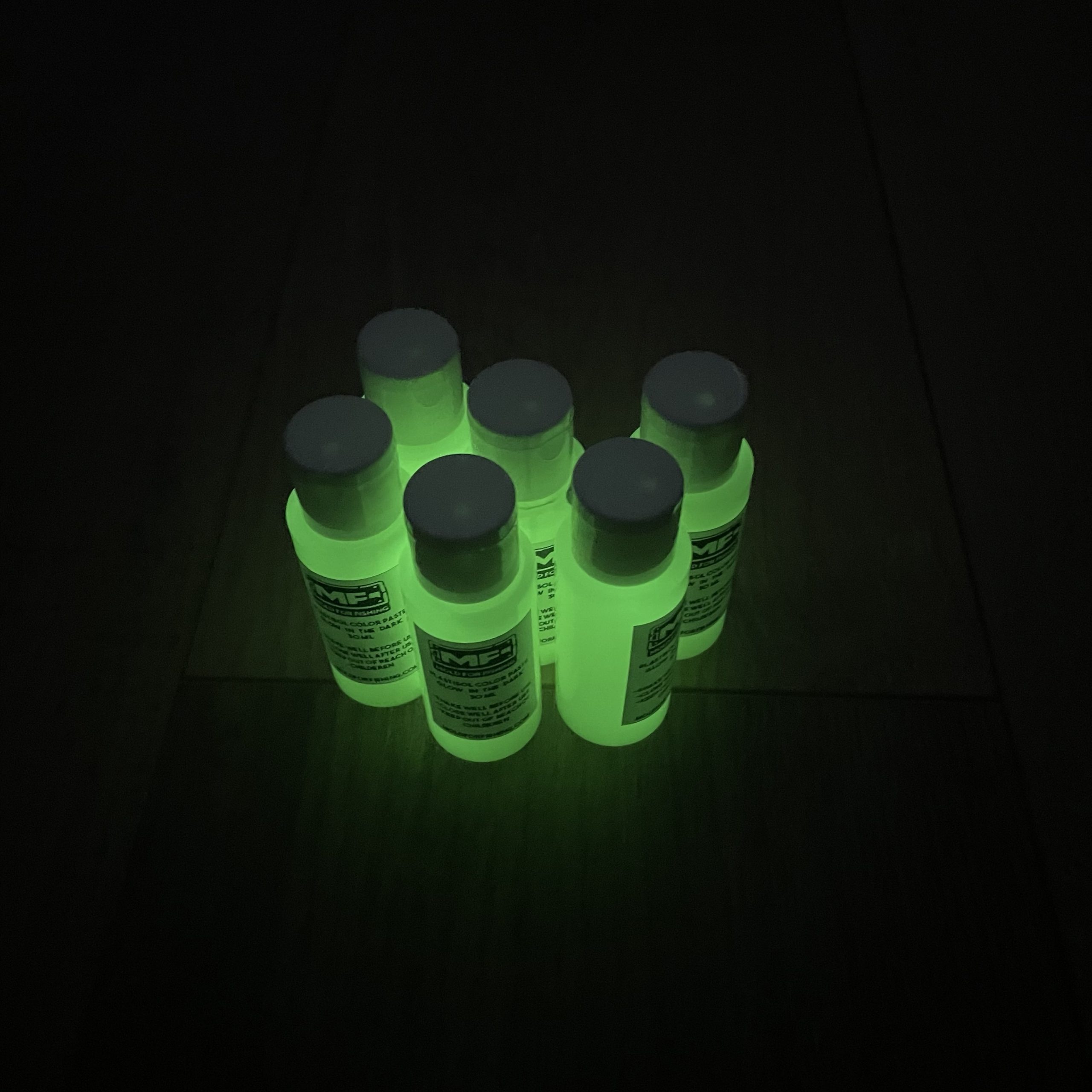 Colorant GLOW IN THE DARK pour plastisol - 30 ml