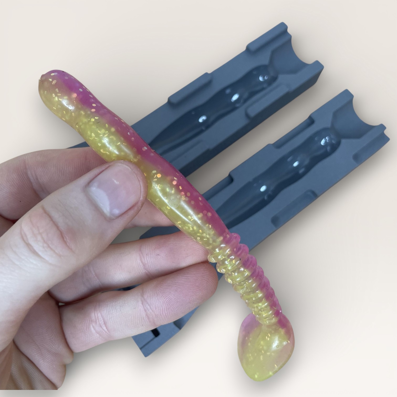 Moule pour fabriquer des leurres souples – Shad 9,5 / 12 / 15,5 cm – Coulée par gravité – Image 6
